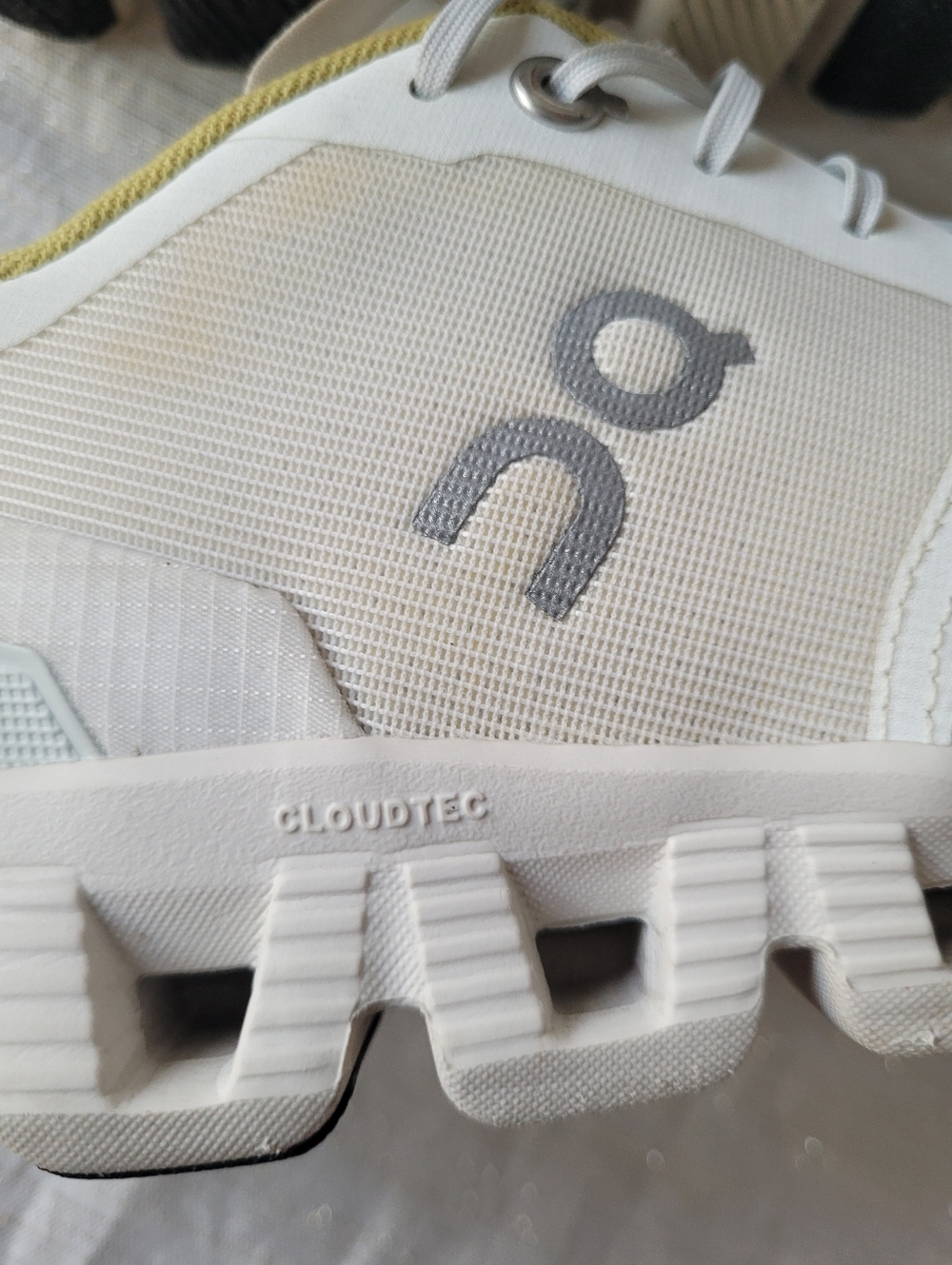 On Cloud X Shift  Running Trainning Vapor Womens Shoes Size 8 - Picture 8 of 9